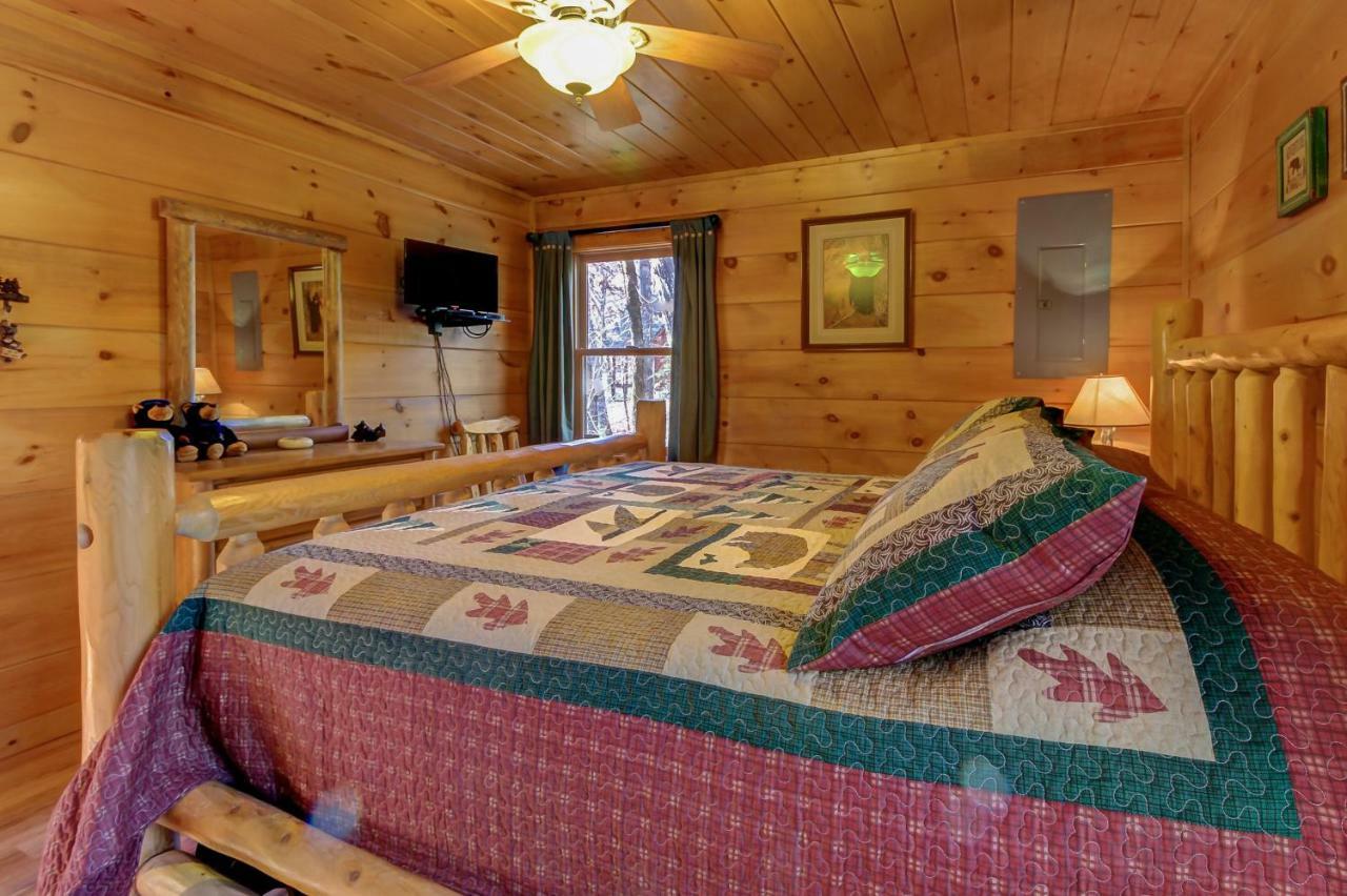 Two Bears Cabin Wear Valley Exteriör bild