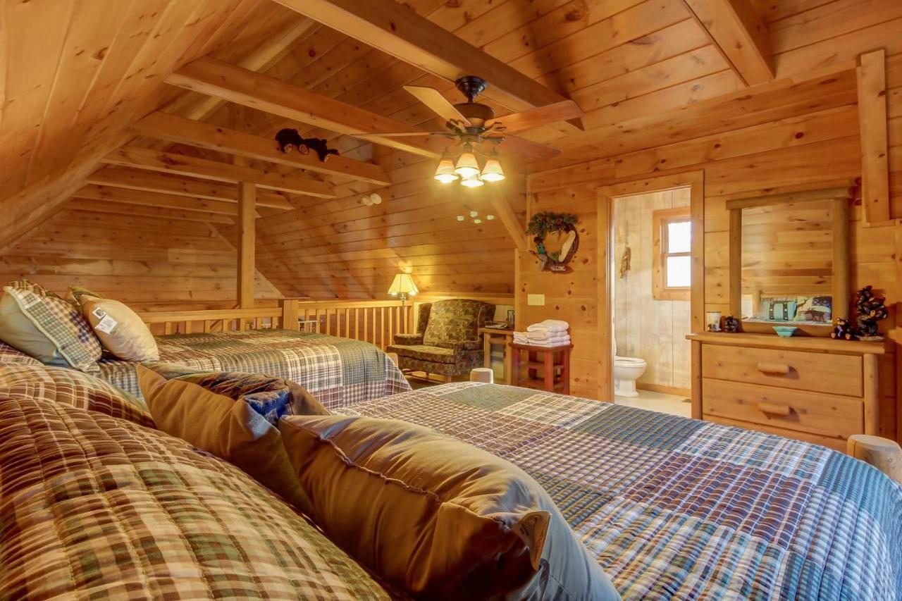Two Bears Cabin Wear Valley Exteriör bild